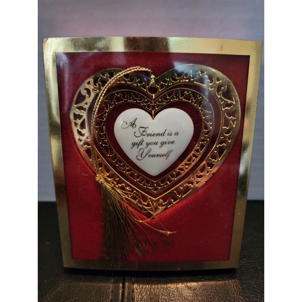 Lenox Ornament "A Friend Is‎ A Gift You Give Yourself" Heart Boxed "A"